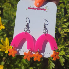 Load image into Gallery viewer, Hot Pink Floral Arch Earrings